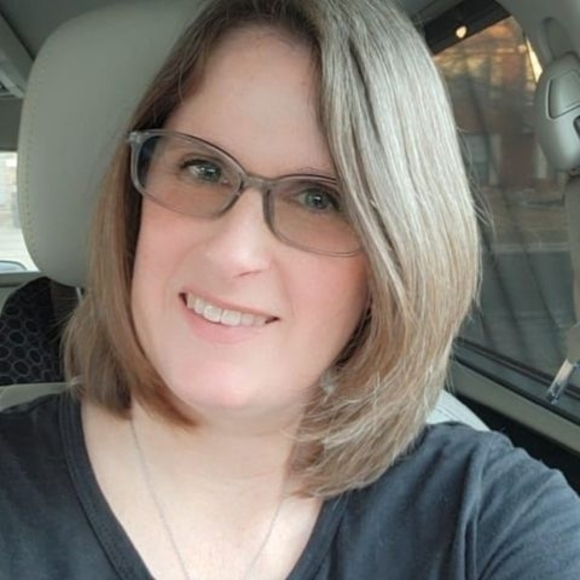 Meet your Posher, Heather - Picture 1 of 1